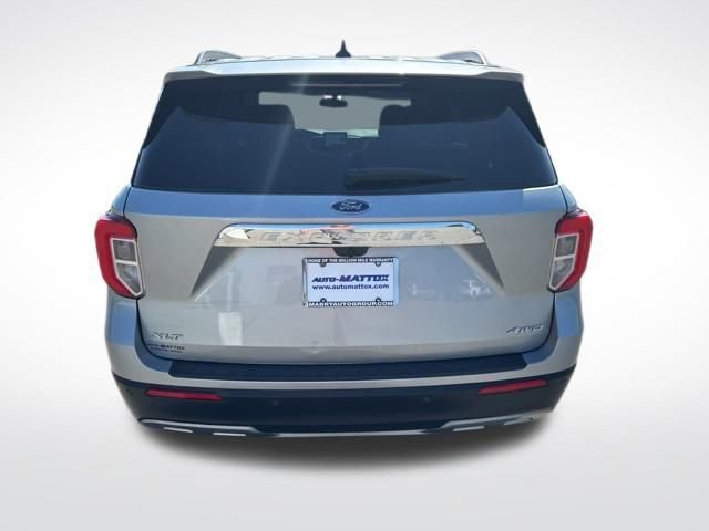 Used 2022 Ford Explorer XLT w/ Equipment Group 202A image 4
