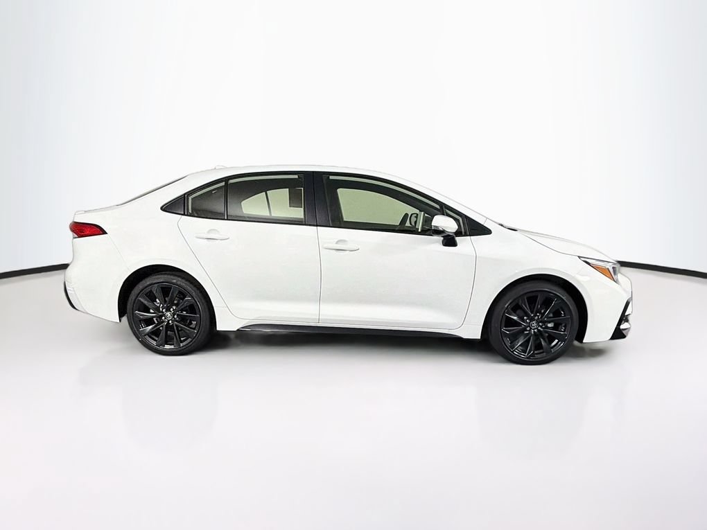 New 2026 Toyota Corolla SE w/ SE Premium Package FWD image 10