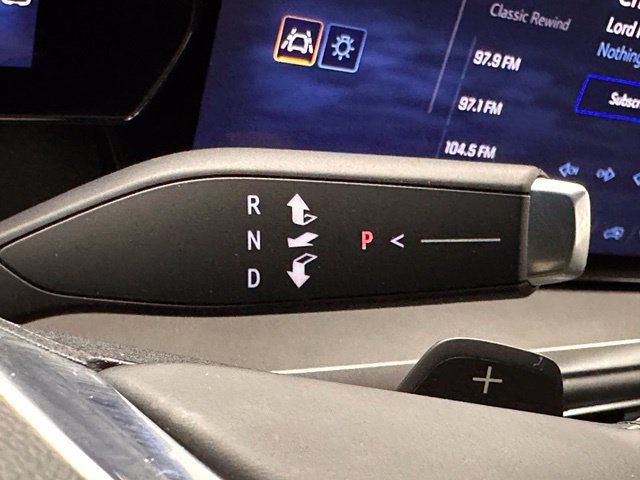 Used 2026 Chevrolet Traverse LT FWD image 13