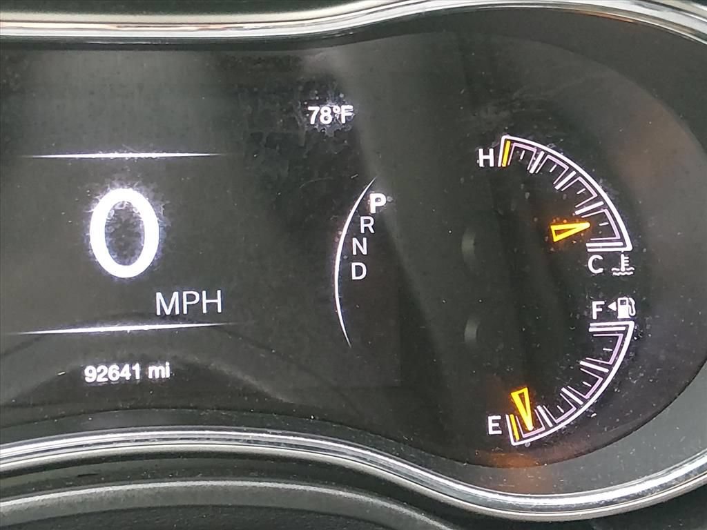 Used 2021 Jeep Grand Cherokee Limited RWD image 25