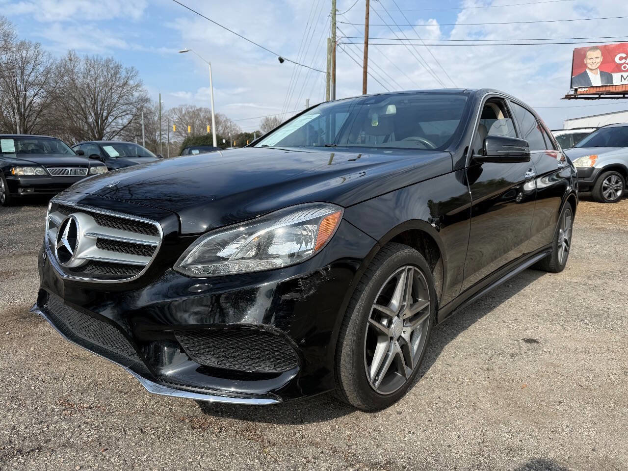Used 2014 Mercedes-Benz E 550 4MATIC Sedan image 3