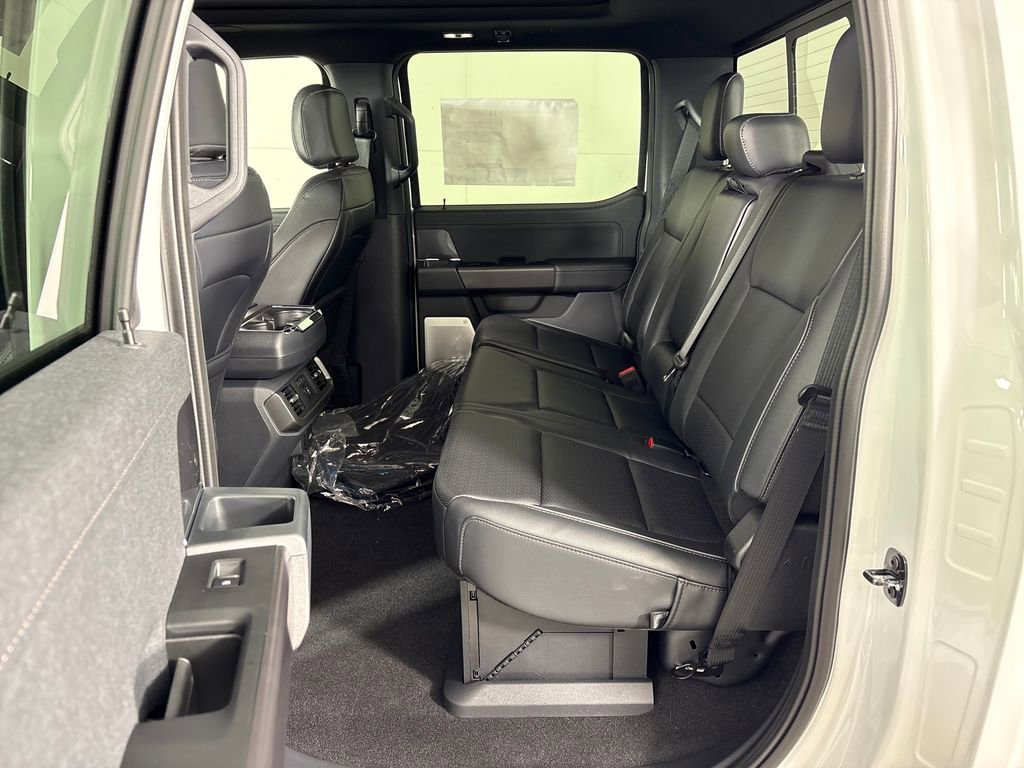 New 2026 Ford F150 Lariat w/ Equipment Group 502A High image 32