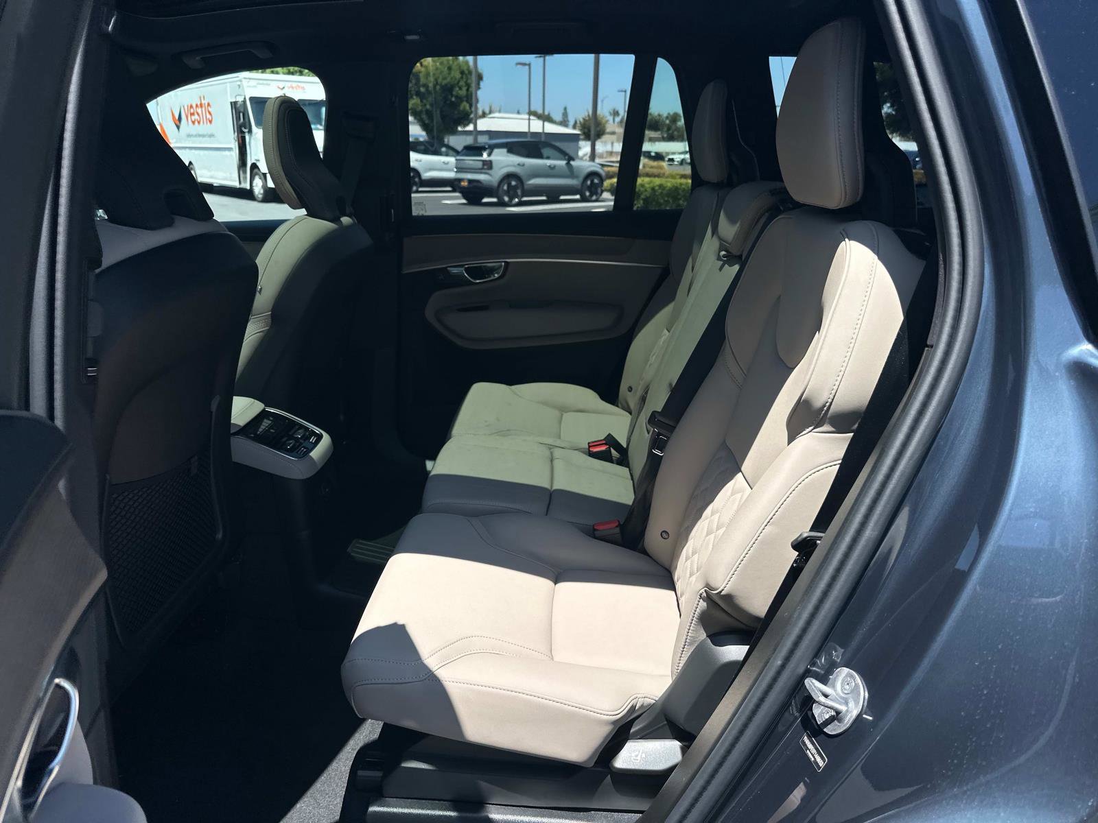 New 2026 Volvo XC90 T8 Plus image 17