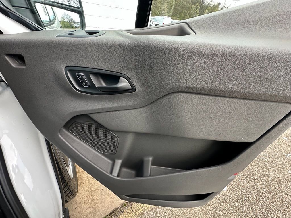 New 2026 Ford Transit 350 148 Medium Roof w/ Load Area Protection Package RWD image 20
