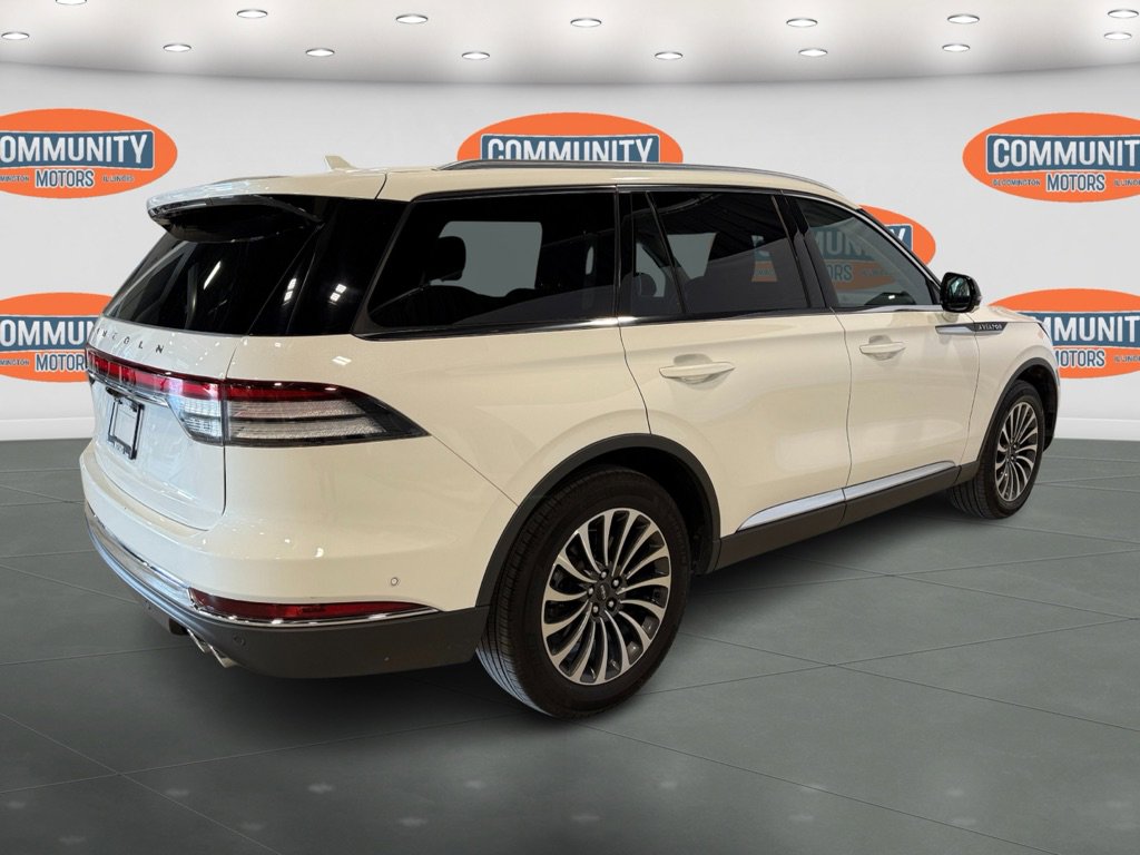 Used 2023 Lincoln Aviator Reserve w/ Elements Package Plus image 8