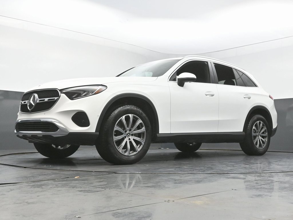 Used 2024 Mercedes-Benz GLC 300 4MATIC image 52