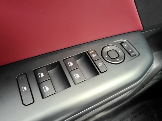 Used 2025 Kia K4 GT-Line w/ GT-Line Premium Package FWD image 35