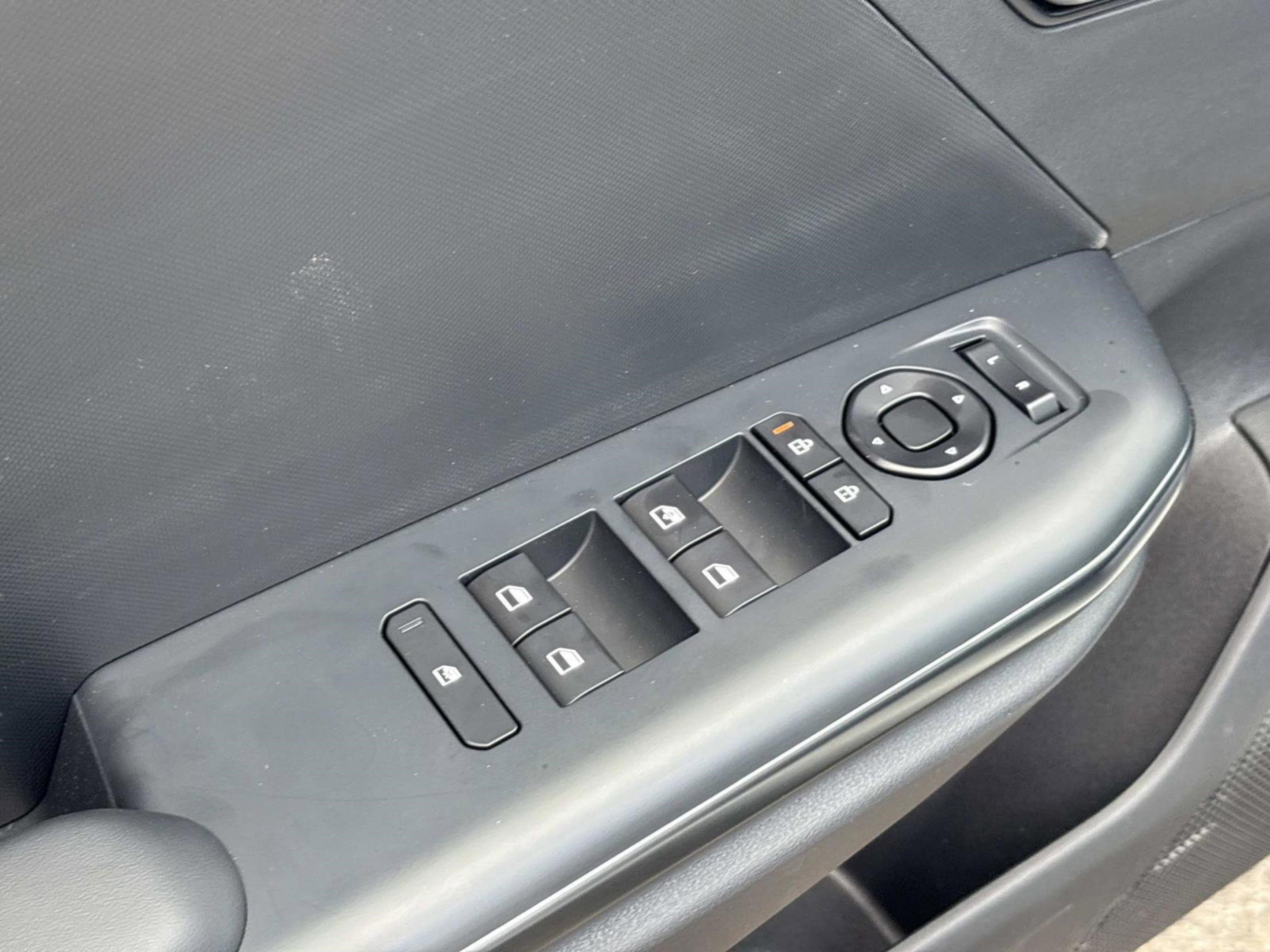 New 2026 Kia K4 FWD image 16