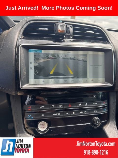 Used 2018 Jaguar F-PACE Portfolio AWD/4WD image 12