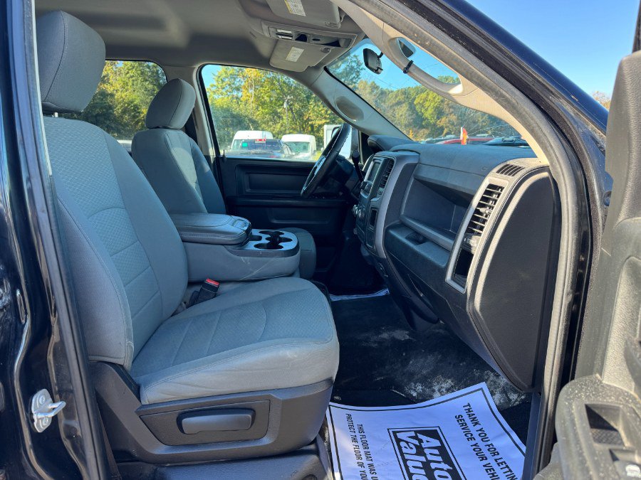Used 2017 RAM 1500 ST w/ SXT Appearance Group AWD/4WD image 18