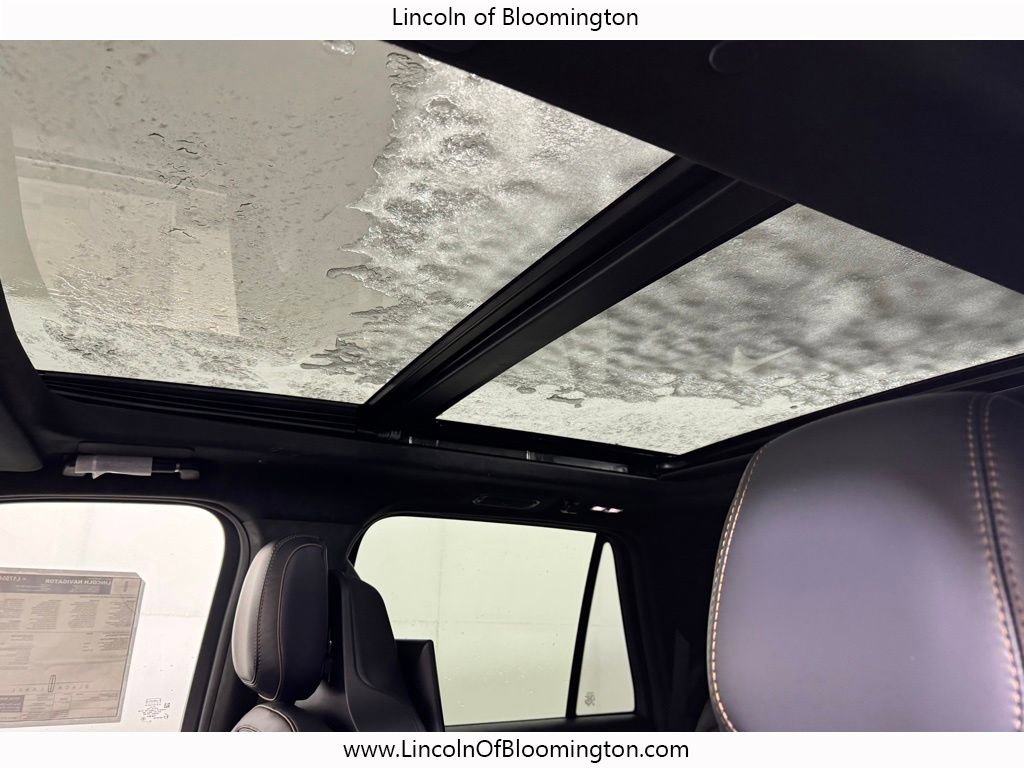 New 2025 Lincoln Navigator L Black Label image 22