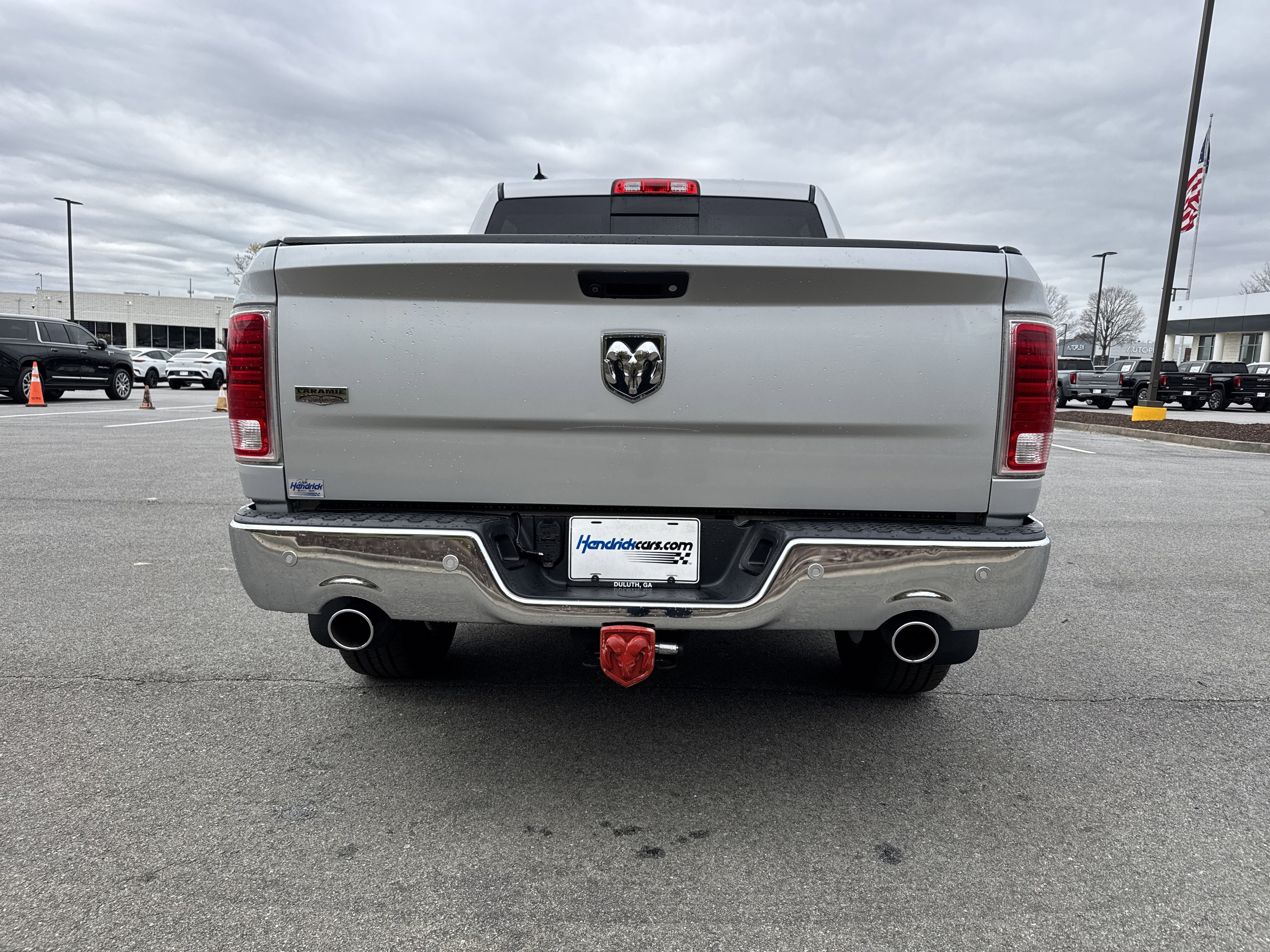 Used 2015 RAM 1500 Laramie w/ Convenience Group image 9