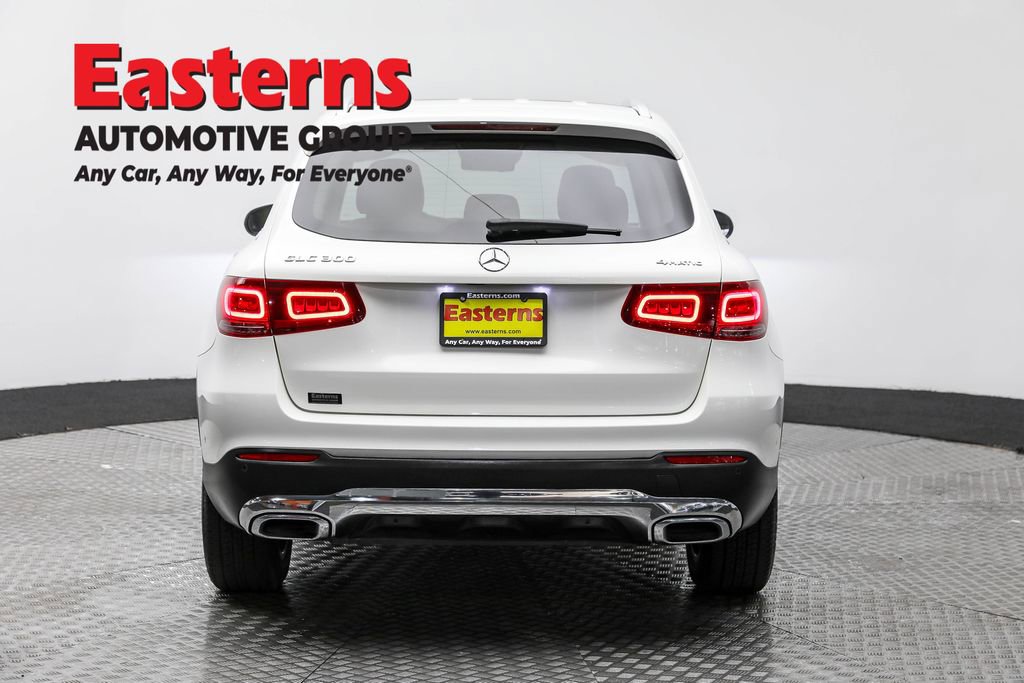 Used 2021 Mercedes-Benz GLC 300 4MATIC w/ Driver Assistance Package image 6