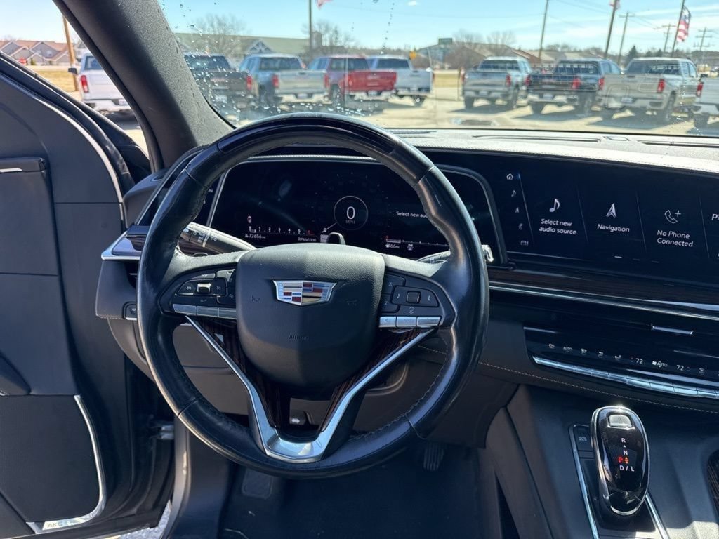 Used 2023 Cadillac Escalade Premium Luxury AWD/4WD image 48
