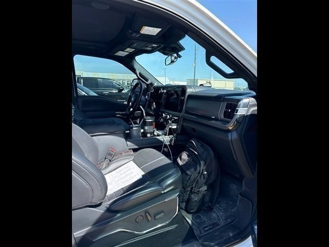 Used 2025 Ford F250 Platinum w/ FX4 Off-Road Package AWD/4WD image 12