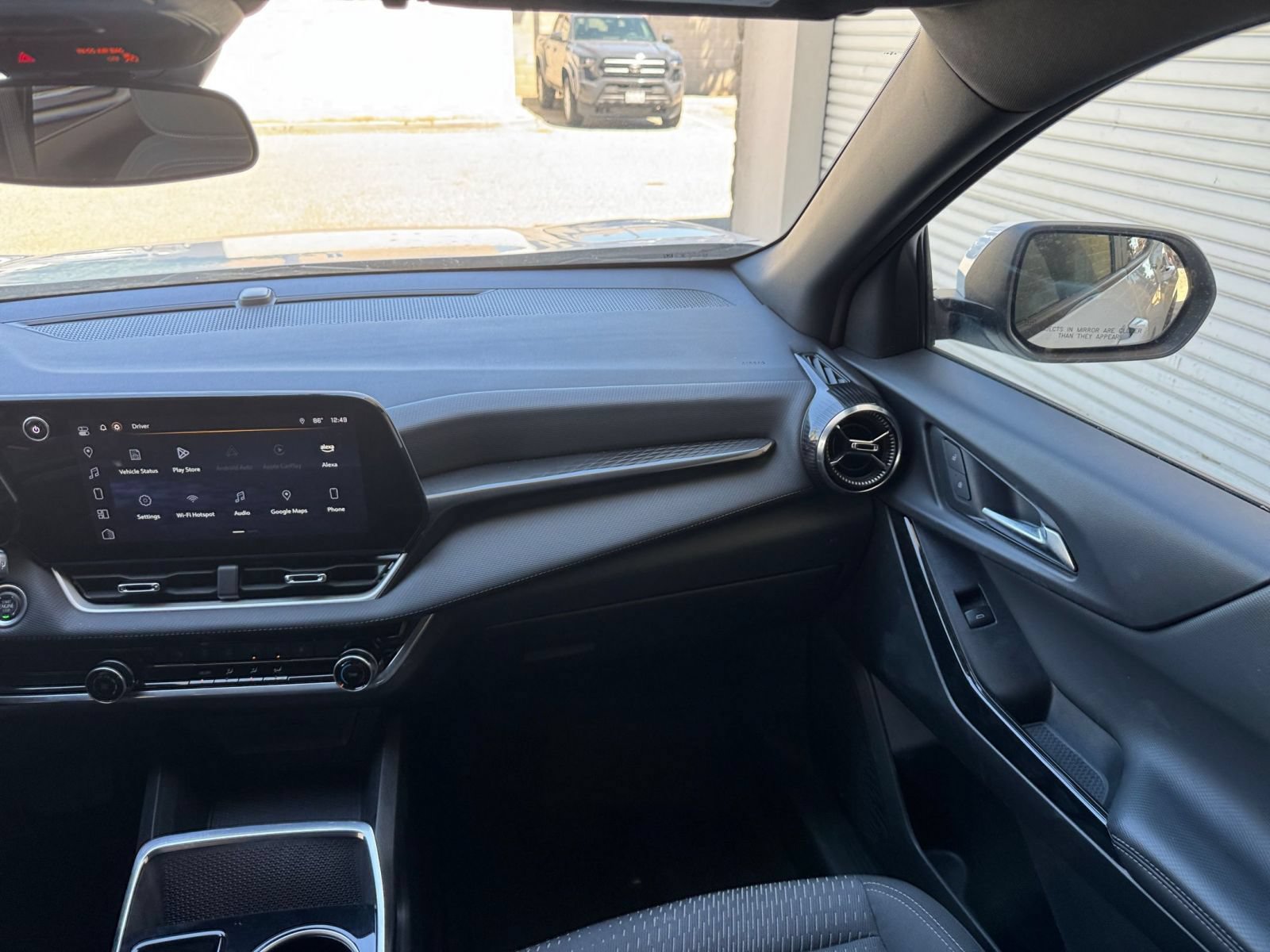 Used 2025 Chevrolet Equinox LT FWD image 35