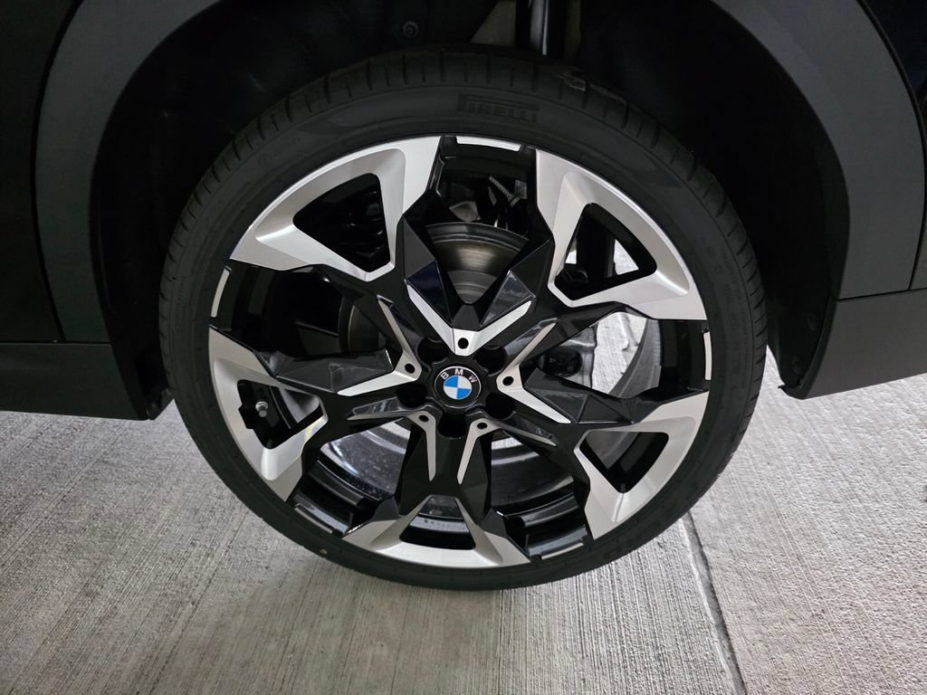 New 2026 BMW X2 xDrive28i w/ Convenience Package AWD/4WD image 6