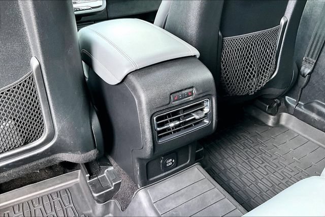 Used 2022 Lincoln Corsair AWD w/ Equipment Group 101A image 13