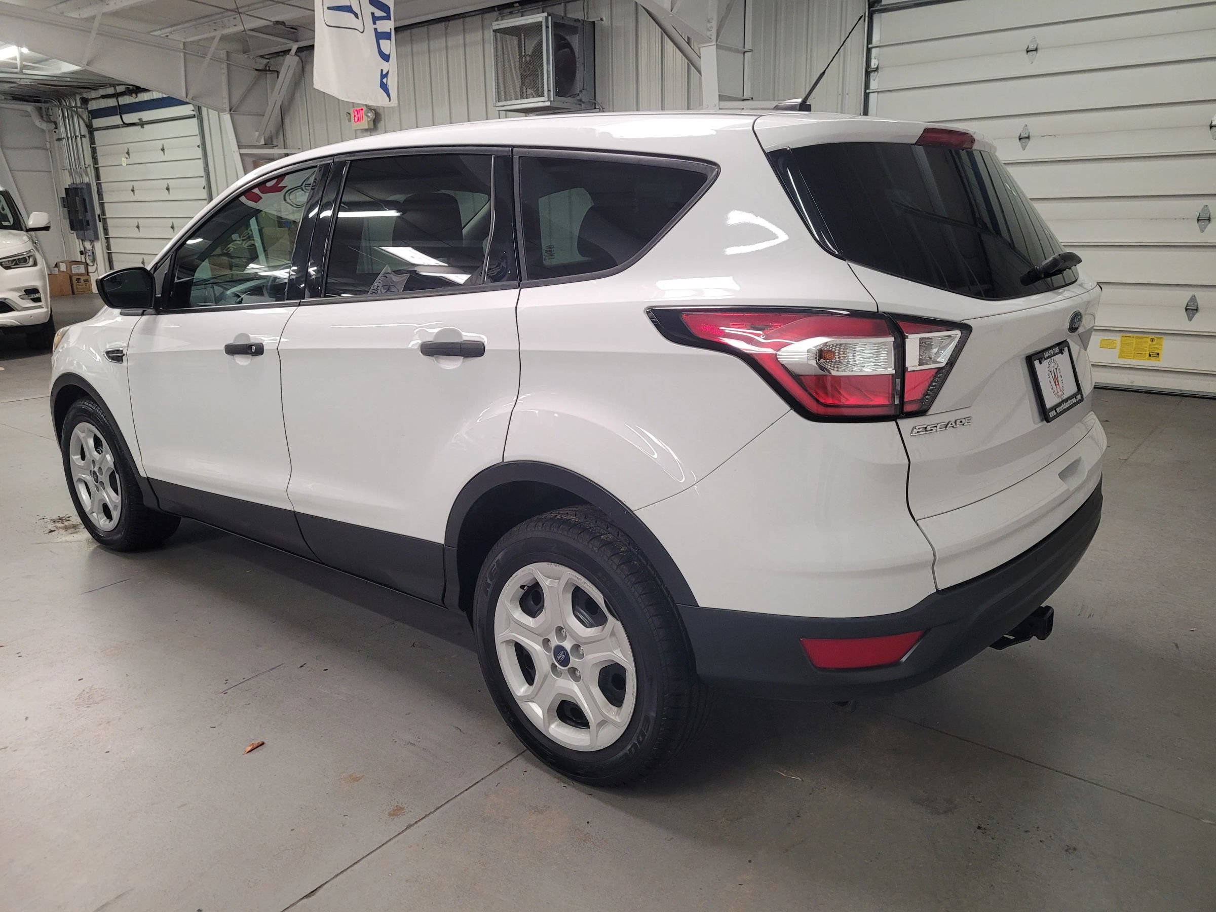 Used 2017 Ford Escape S FWD image 4