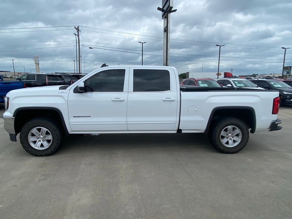 Used 2018 GMC Sierra 1500 SLE w/ SLE Value Package AWD/4WD image 2