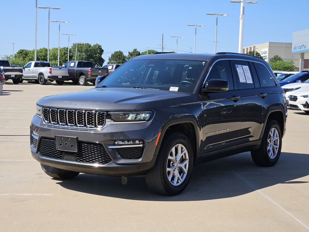 Used 2022 Jeep Grand Cherokee Limited AWD/4WD image 4