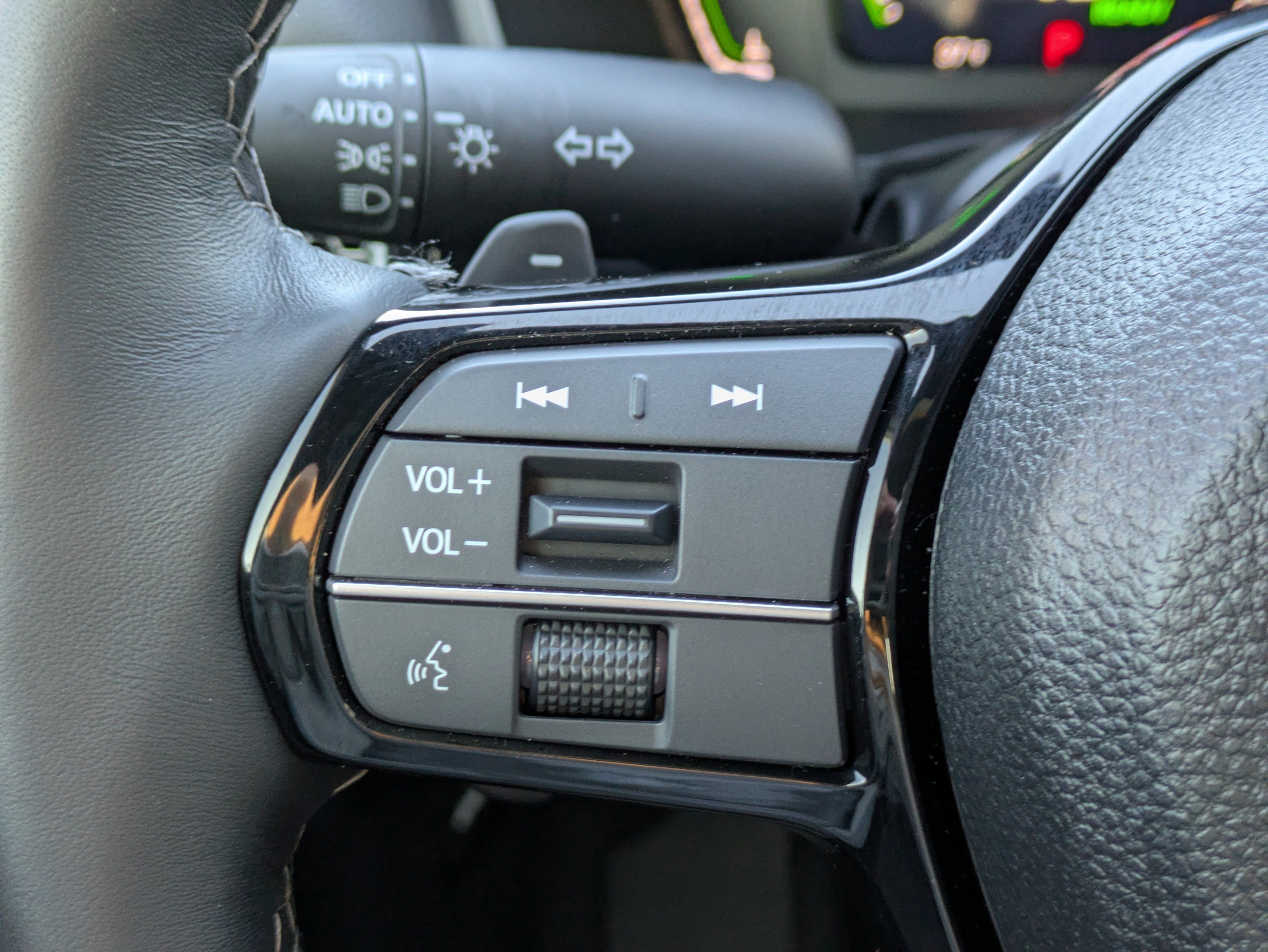 Certified 2025 Honda Civic Sport Touring image 36