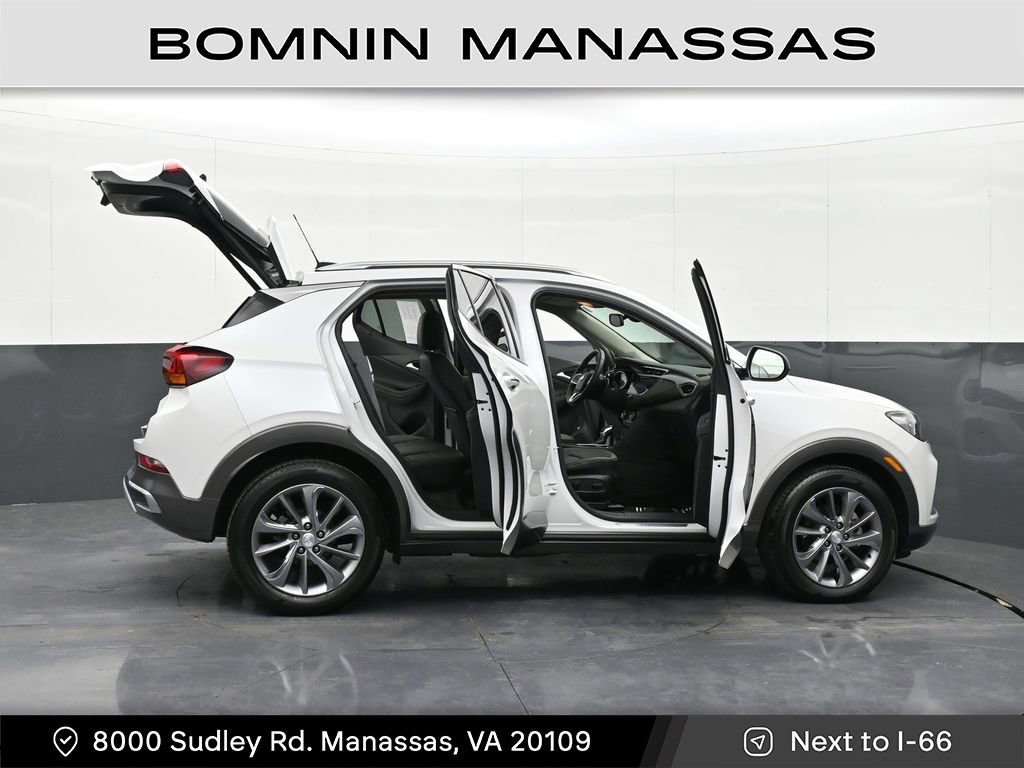 Used 2023 Buick Encore GX Essence w/ Experience Buick Package FWD image 37