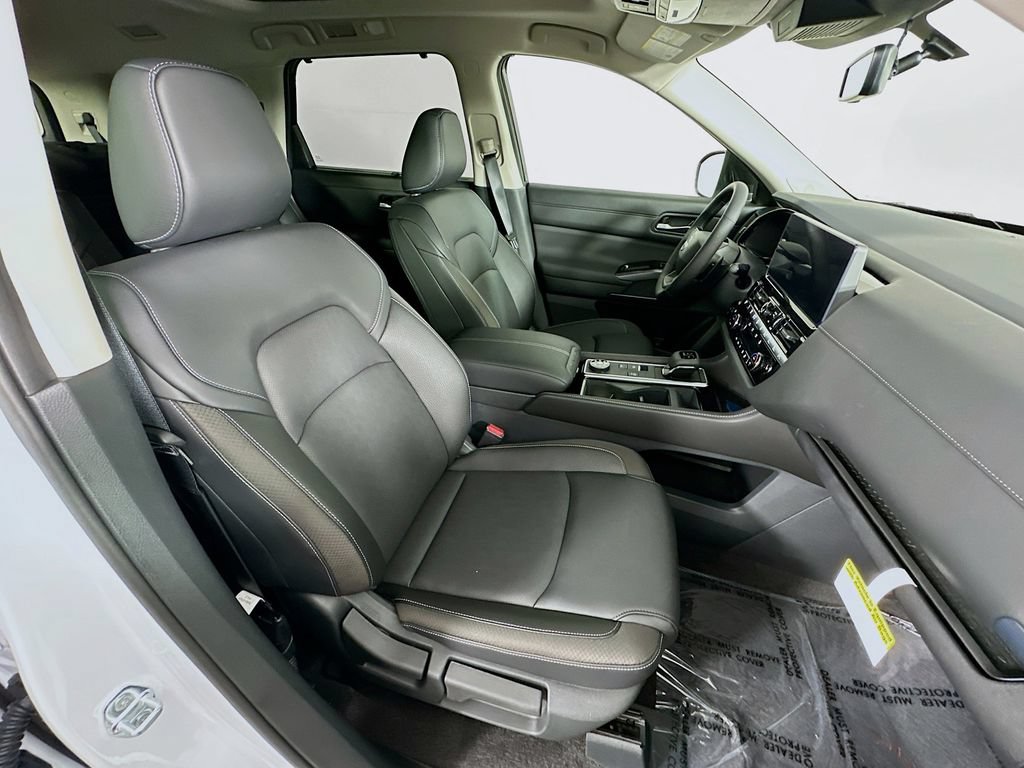 New 2026 Nissan Pathfinder SL w/ SL Premium Package AWD/4WD image 37
