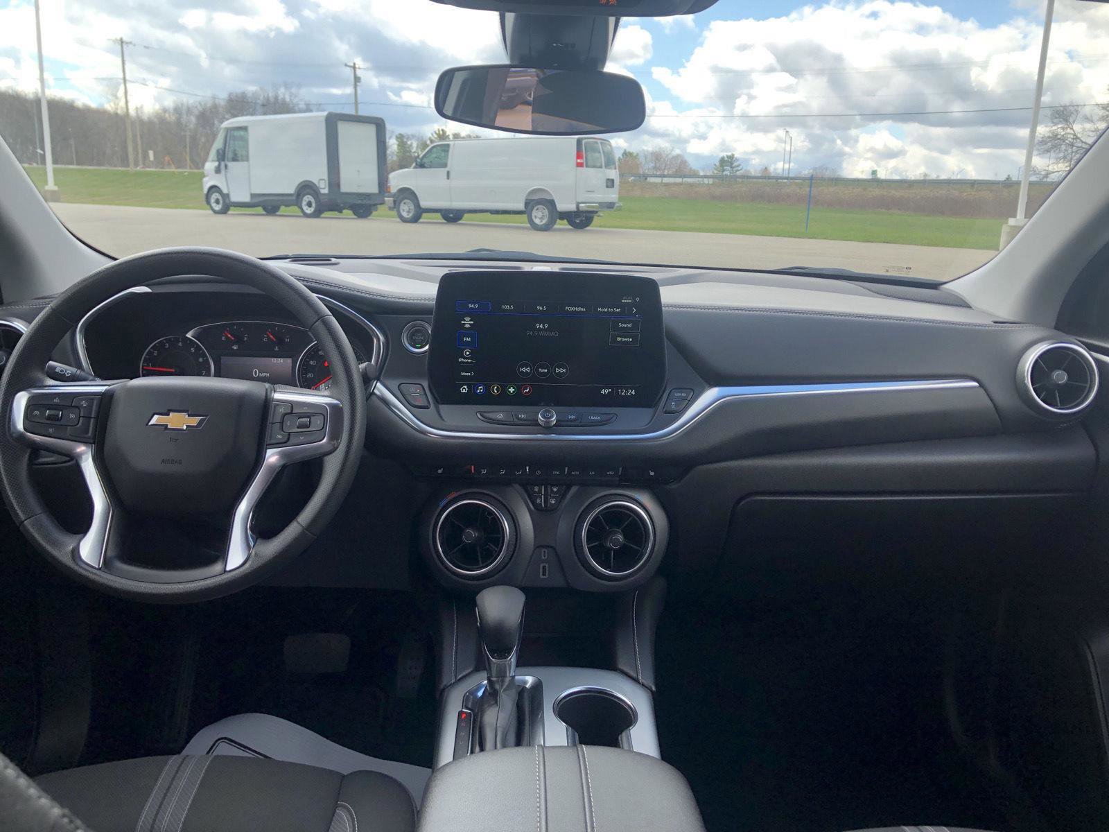 Used 2025 Chevrolet Blazer LT AWD/4WD image 15