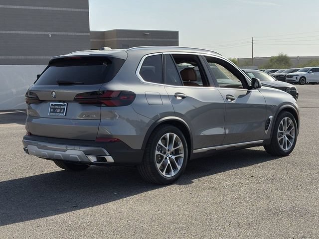 Used 2026 BMW X5 xDrive50e AWD/4WD image 6