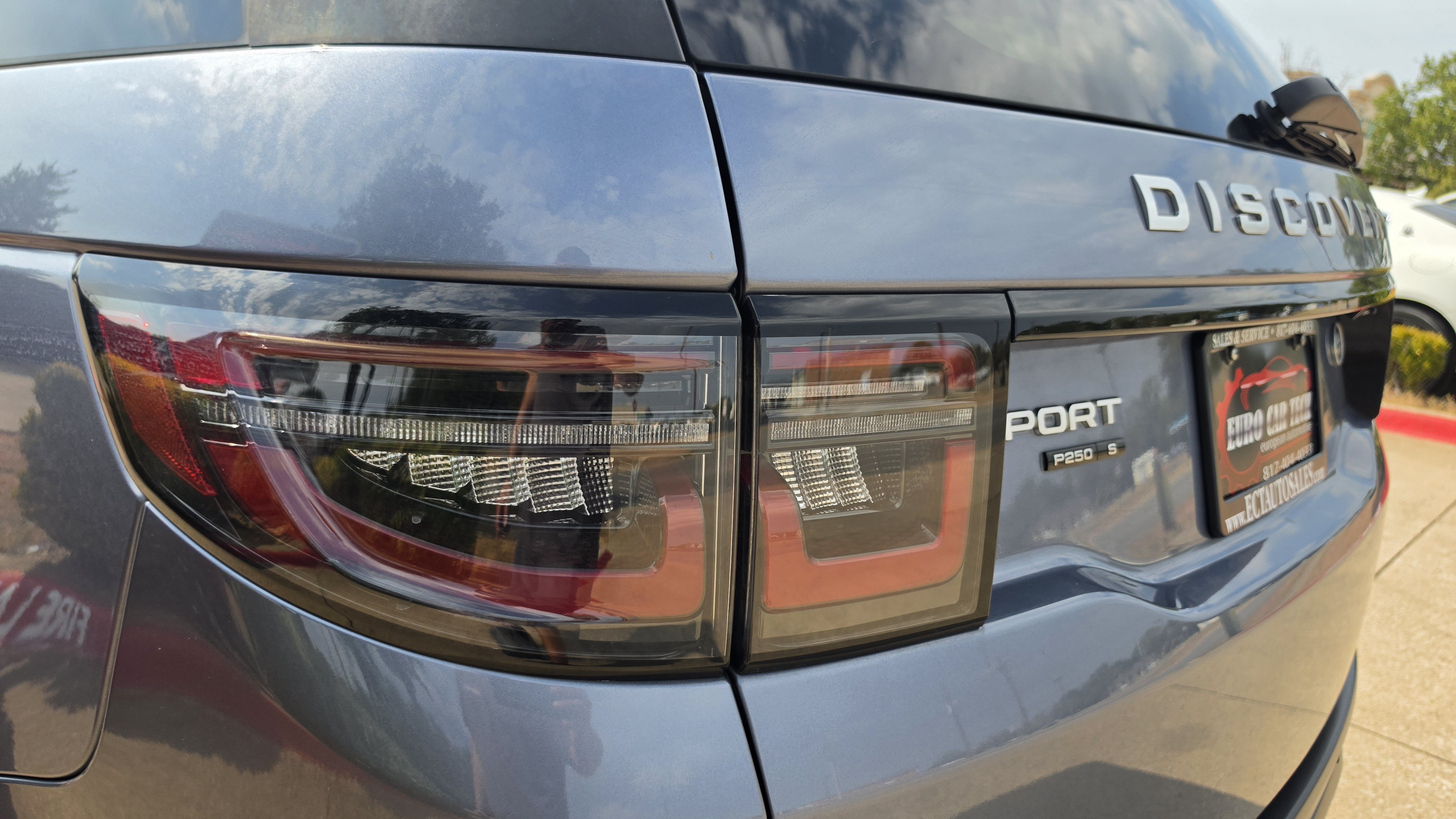 Used 2020 Land Rover Discovery Sport S AWD/4WD image 10