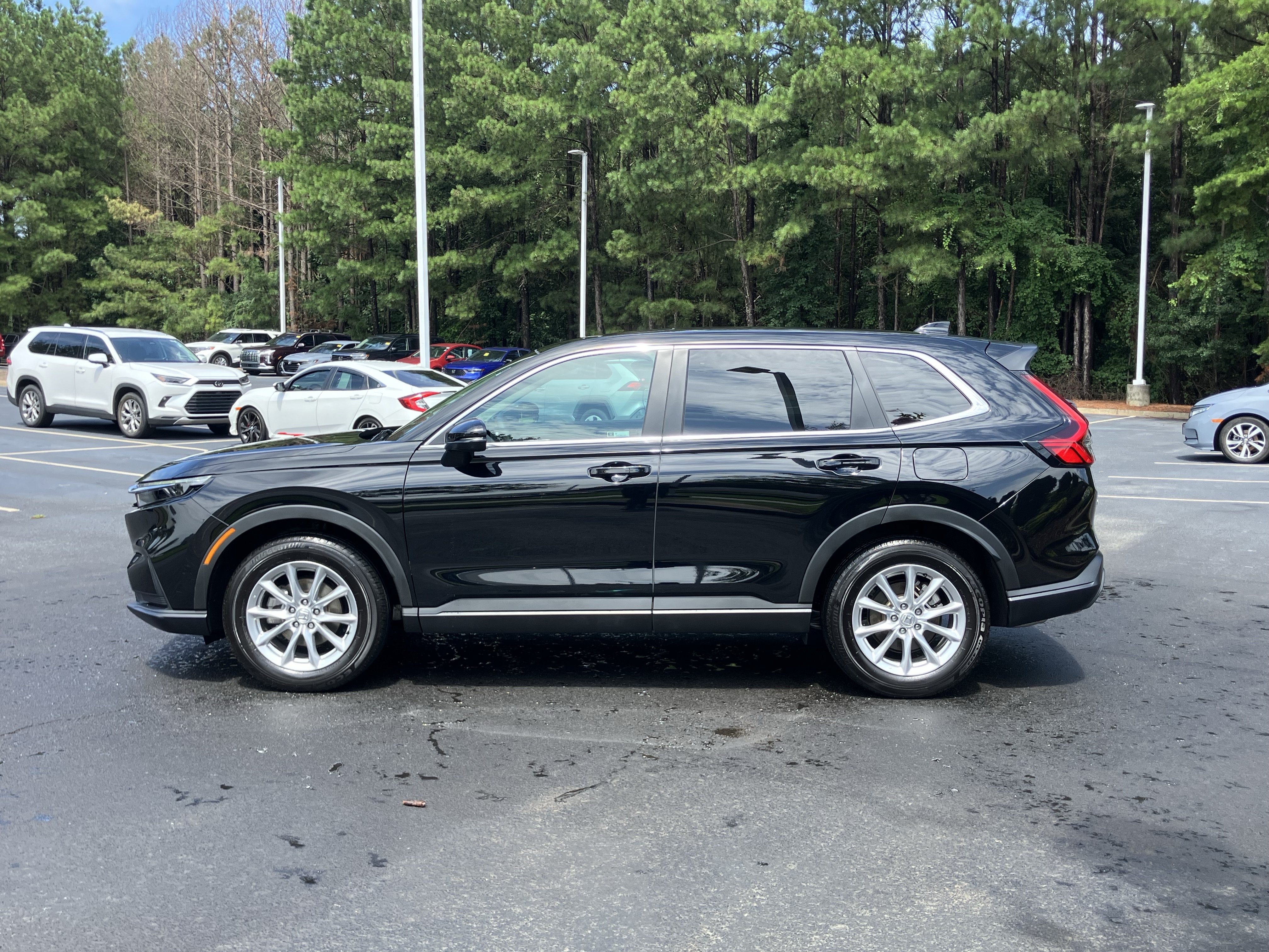 Used 2026 Honda CR-V EX image 7