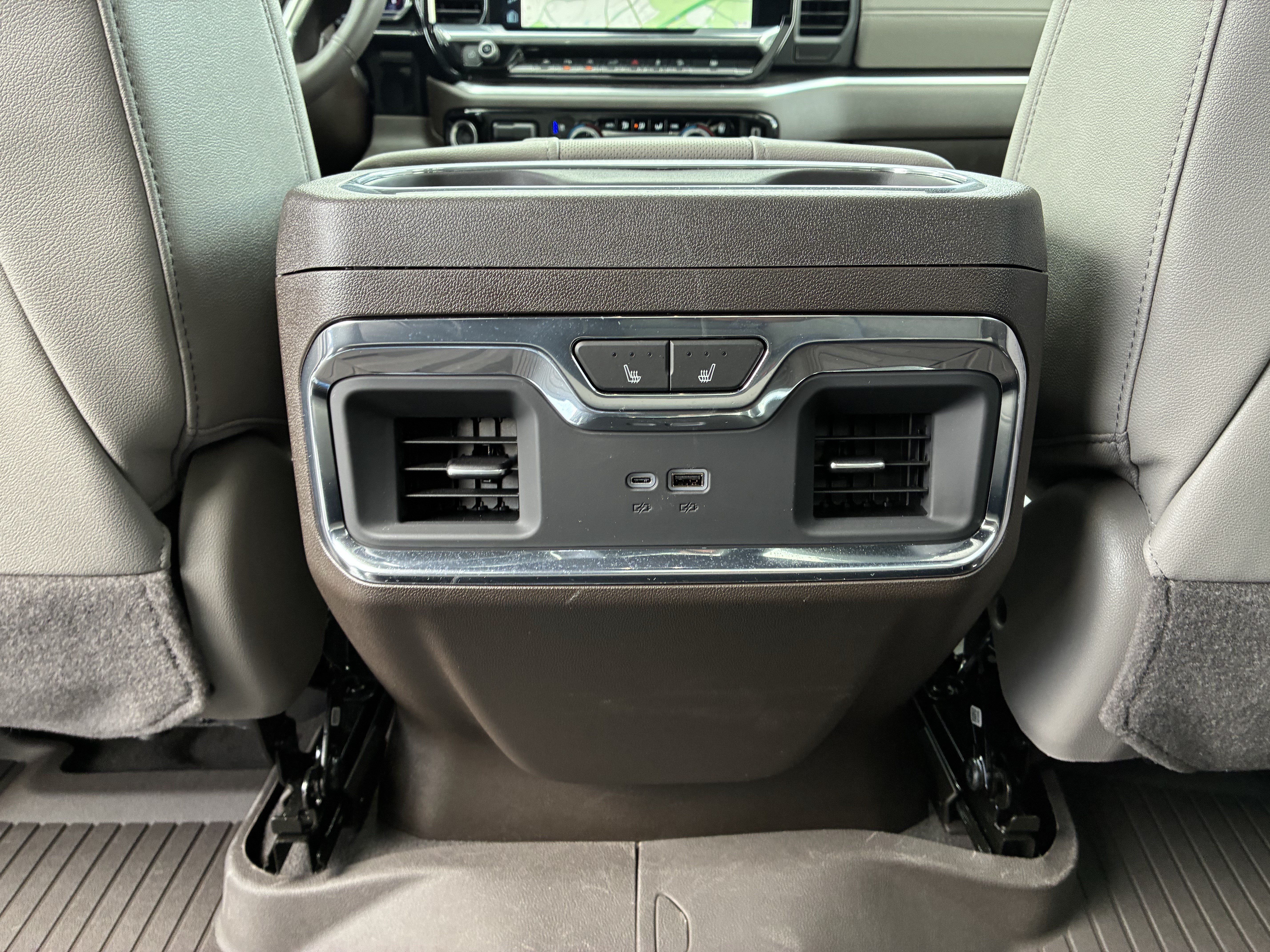 Used 2025 Chevrolet Silverado 1500 LTZ AWD/4WD image 18
