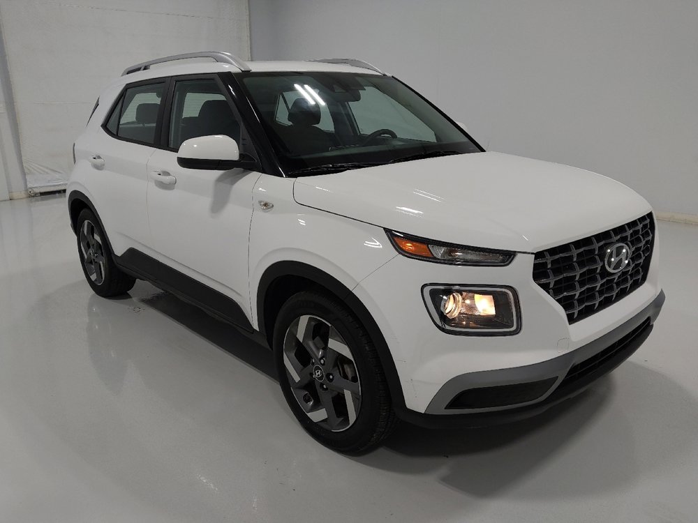 Used 2022 Hyundai Venue SEL image 13