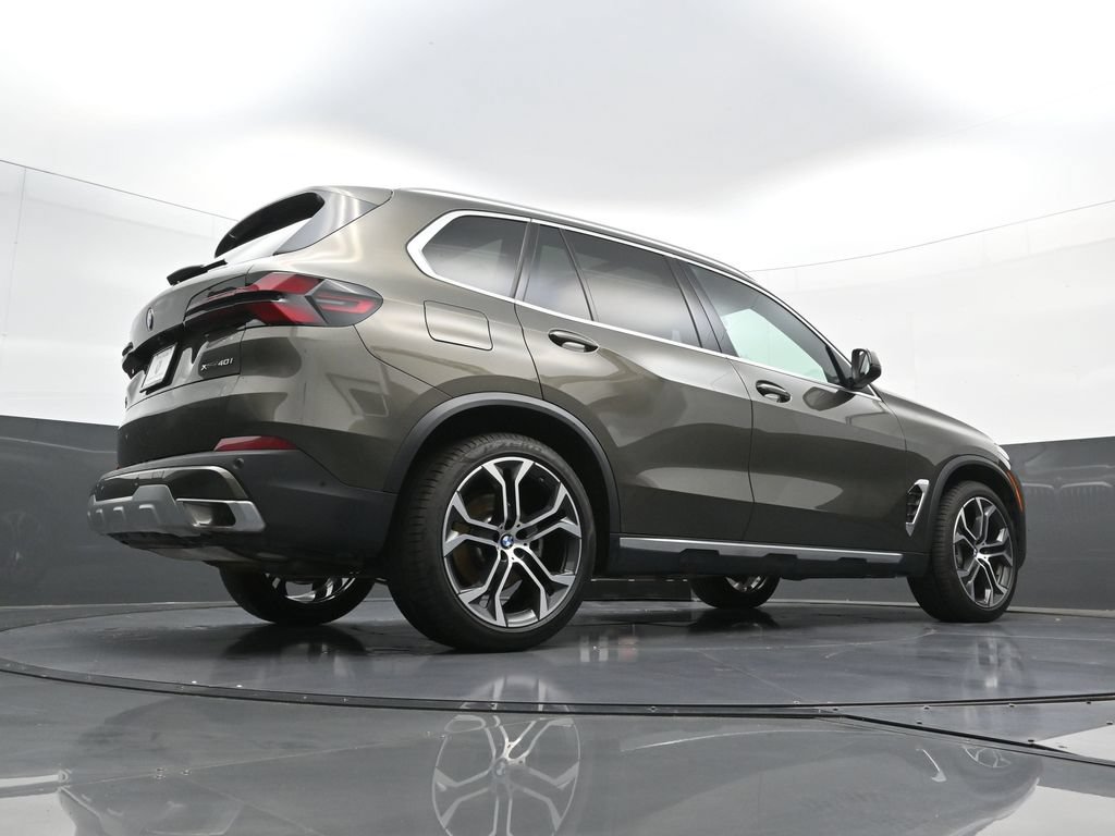 Used 2026 BMW X5 xDrive40i AWD/4WD image 28