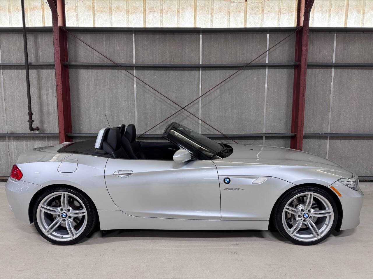 Used 2011 BMW Z4 sDrive35is RWD image 39