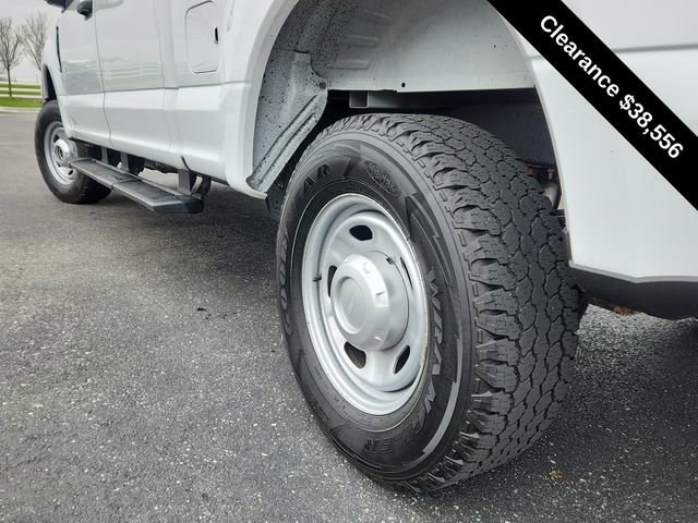 Used 2022 Ford F250 XL w/ Power Equipment Group AWD/4WD image 15