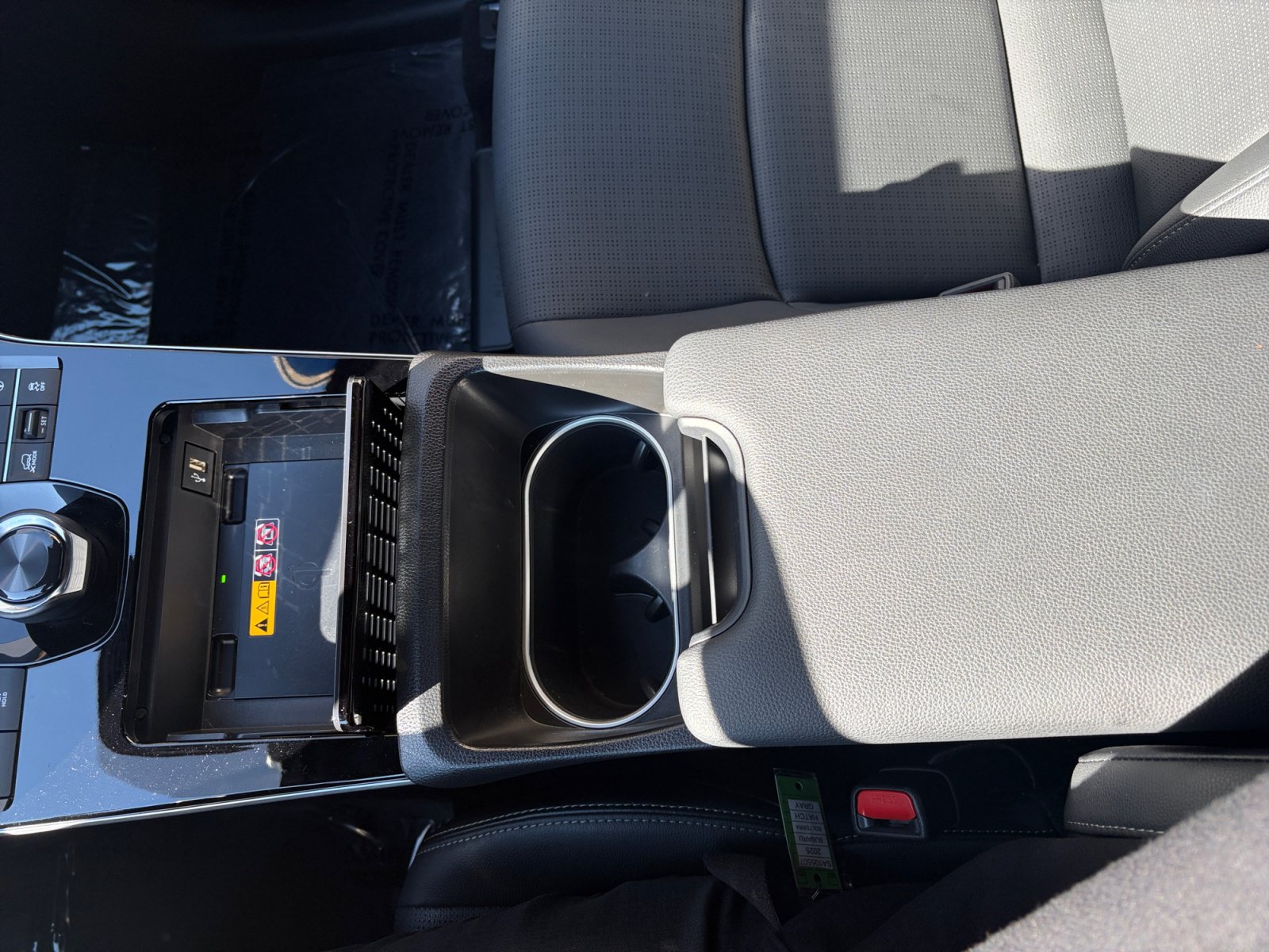 Certified 2025 Subaru Solterra AWD/4WD image 23