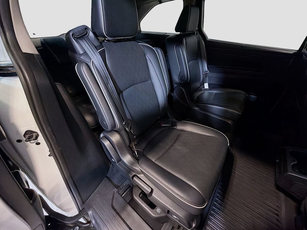 Used 2023 Honda Odyssey Elite image 31