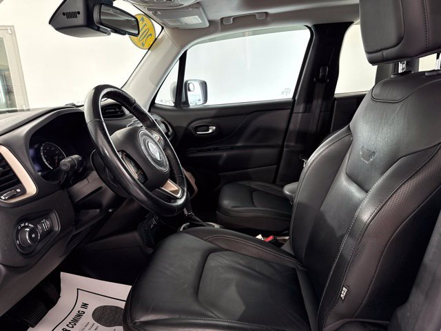 Used 2017 Jeep Renegade Limited FWD image 17