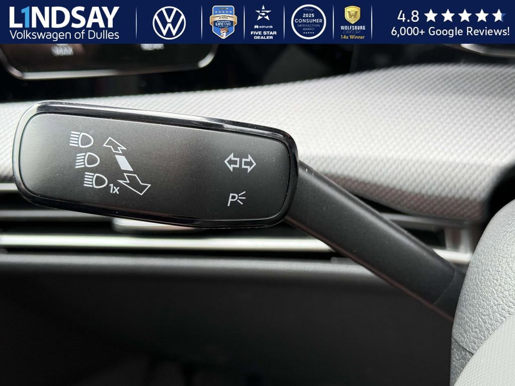 New 2025 Volkswagen GTI SE image 18