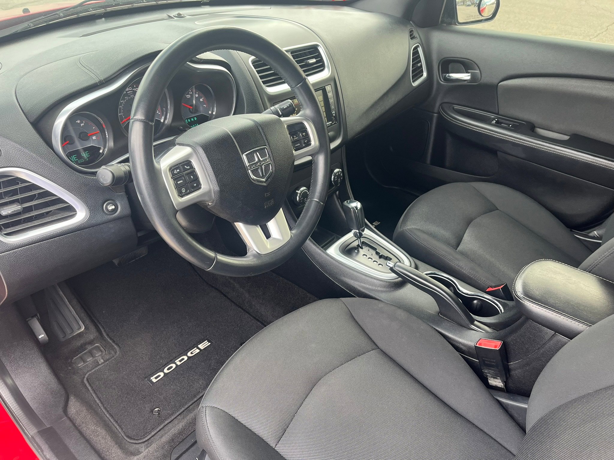 Used 2013 Dodge Avenger SXT w/ Rallye Appearance Group FWD image 15