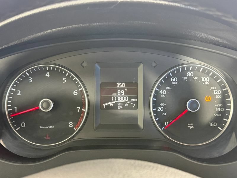 Used 2012 Volkswagen Jetta SE FWD image 86