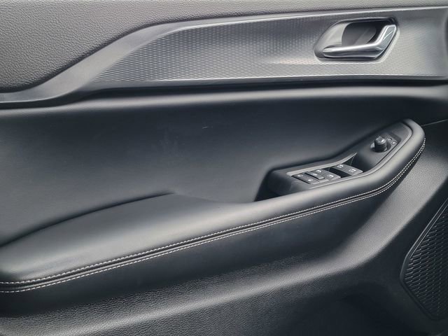 Certified 2025 Jeep Grand Cherokee L Laredo image 38