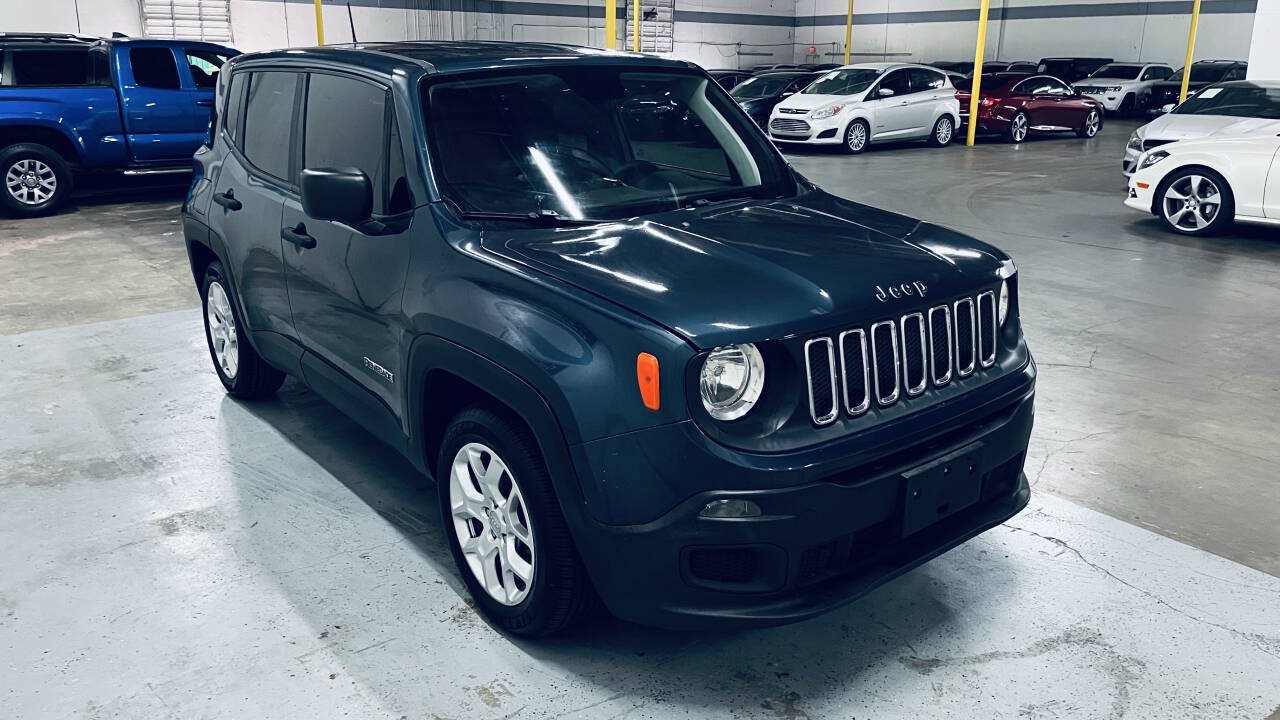 Used 2020 Jeep Renegade Sport w/ UConnect 7.0 Group FWD image 11