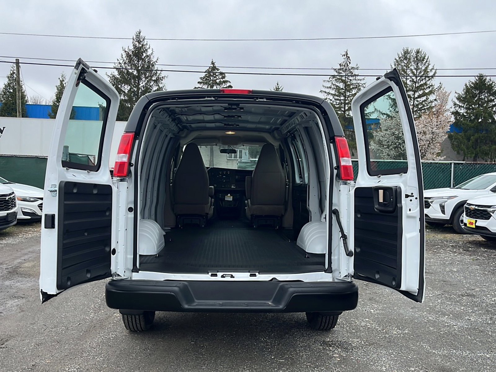 New 2025 Chevrolet Express 2500 RWD image 9