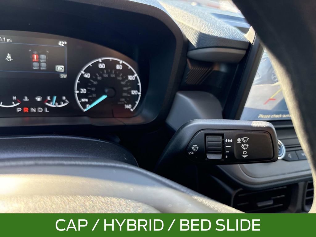 Used 2022 Ford Maverick XL image 31