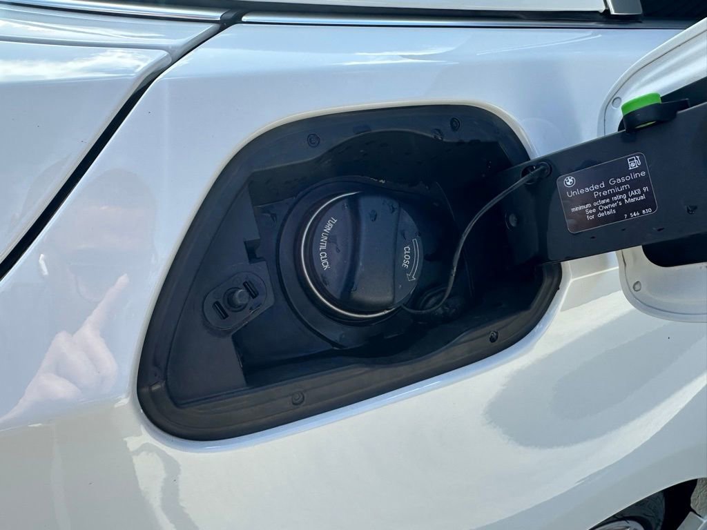 Used 2011 BMW 335is Convertible image 33