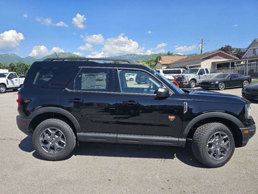 Used 2023 Ford Bronco Sport Badlands w/ Premium Package image 17