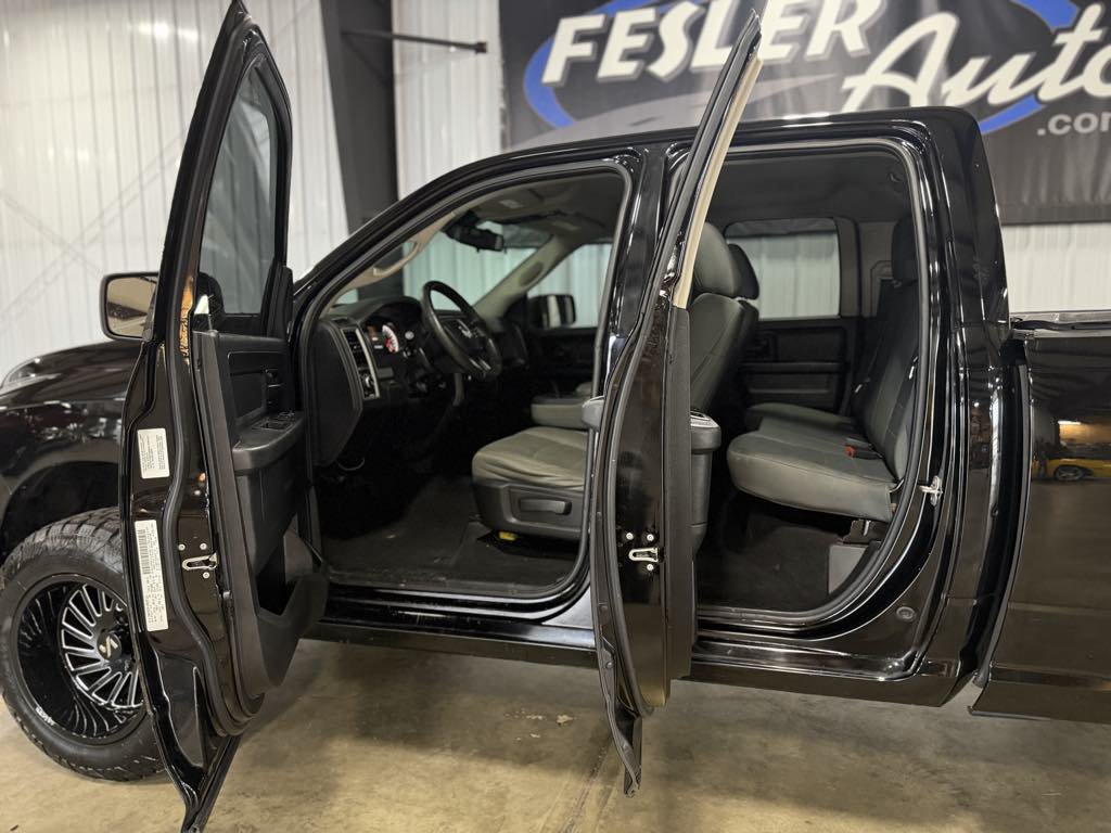 Used 2014 RAM 1500 Express AWD/4WD image 5
